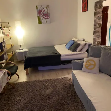 Apartment Kawalerka 3km Manufaktura